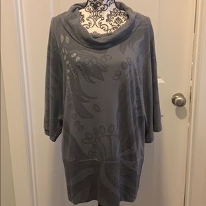 Ladies cowl neck dolman sleeve top